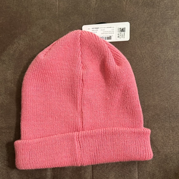 New Adidas Beanie - Picture 2 of 3